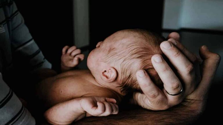 சிறந்த சட்ட நிறுவனம்: குழந்தை பாதுகாப்பு: படிப்படியான வழிகாட்டி - கஸ்டடி ,சென்னை முன்னணி உயர் நீதிமன்ற வழக்கறிஞர்கள், வக்கீல்கள், ஆலோசகர்